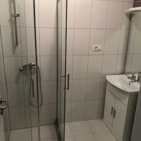 Paklenicka Ulica 5 Apartment